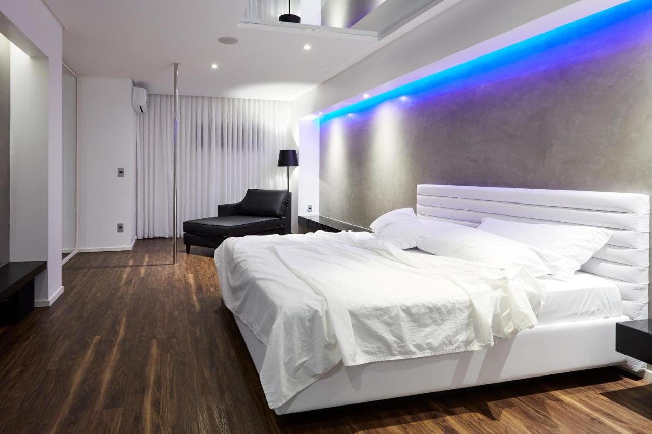 Luv Motel Joinville Exterior foto